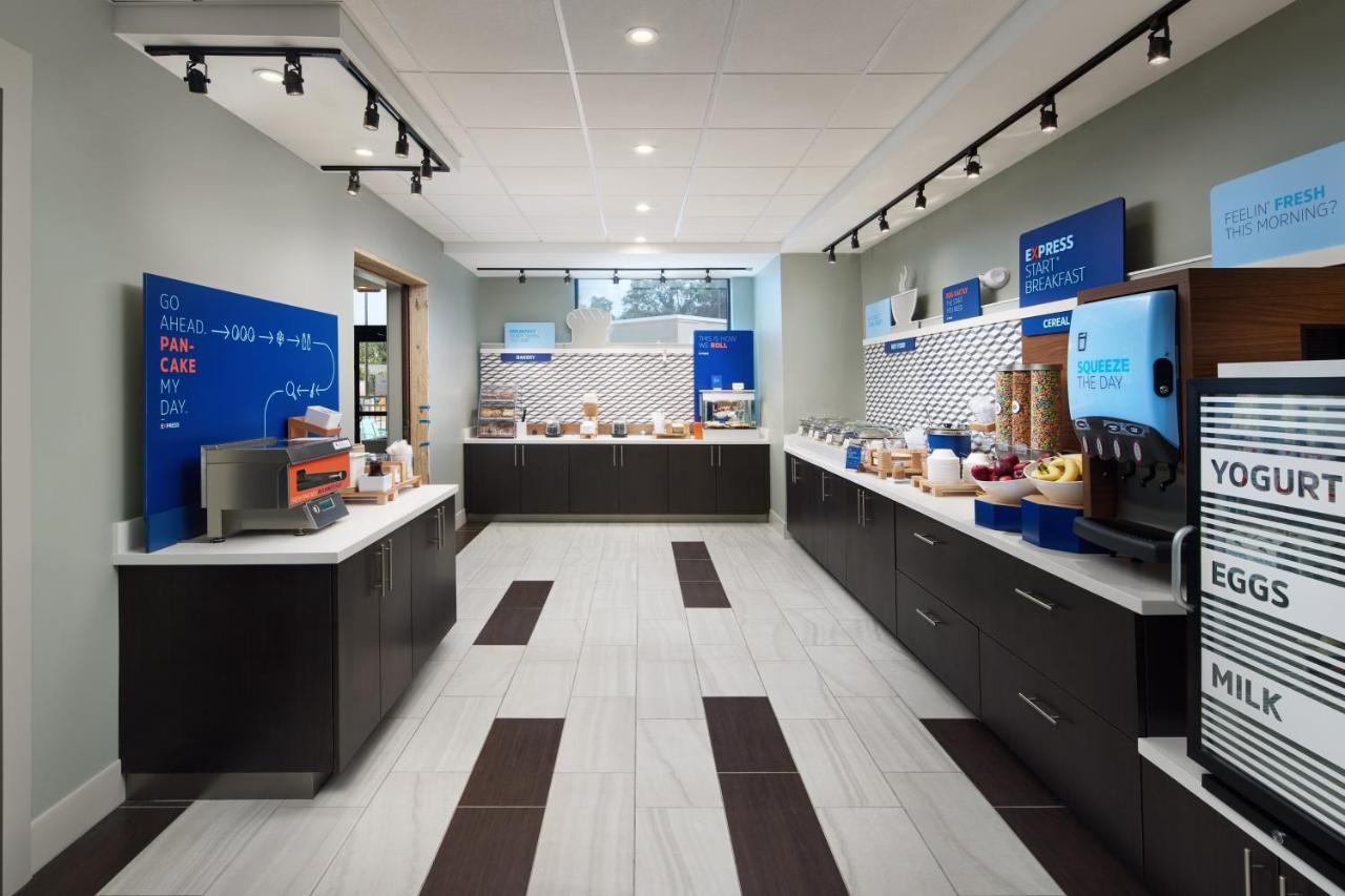 Holiday Inn Express & Suites Gulf Breeze - Pensacola Area By Ihg Esterno foto